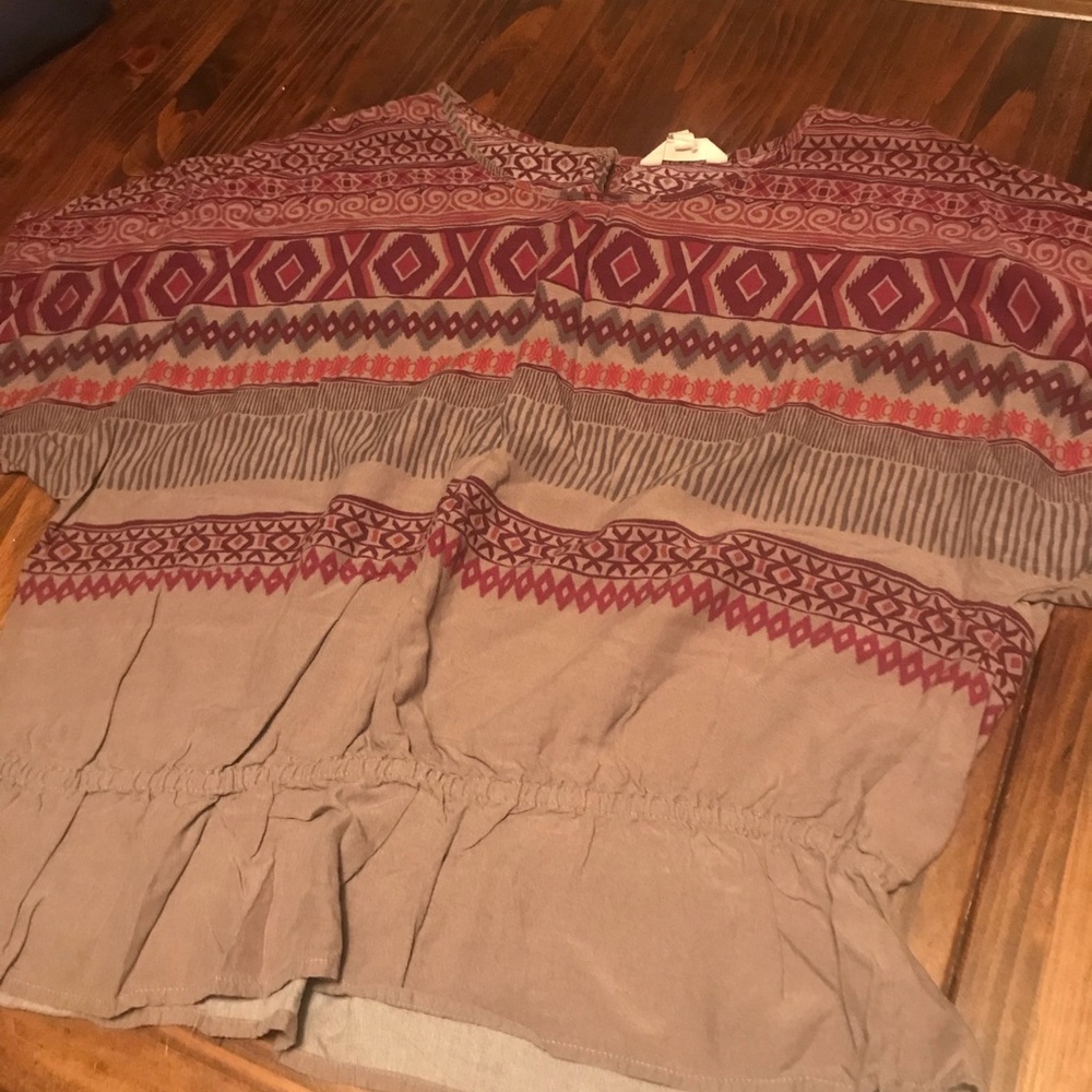 Women’s shirt